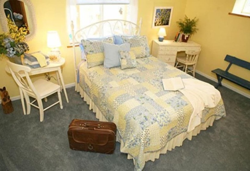 فندق Sawin  Logs Inn