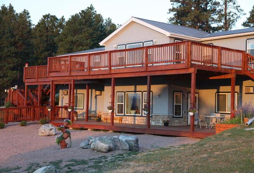 فندق Sawin  Logs Inn