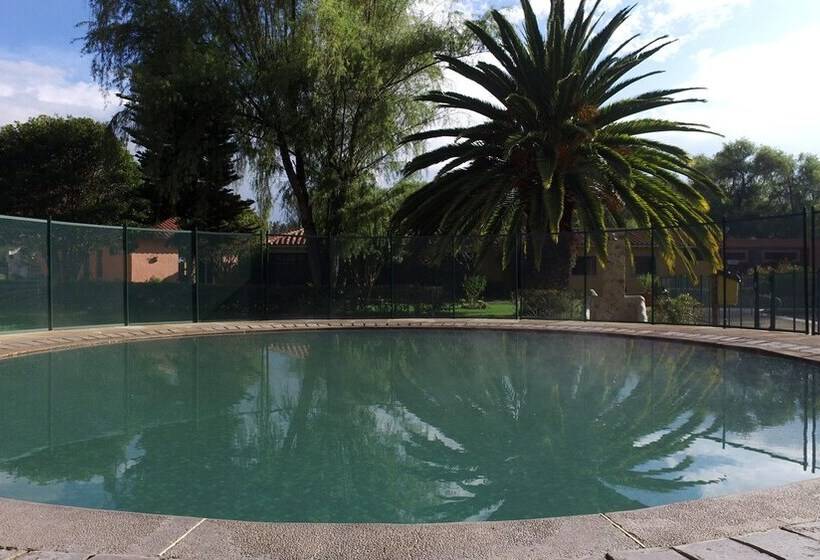 ホテル Termales El Batán