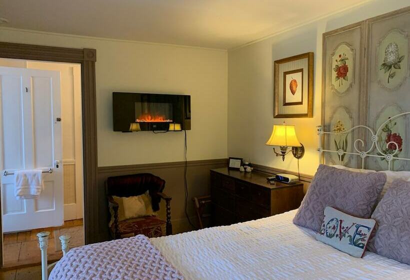 فندق The Birchwood Inn