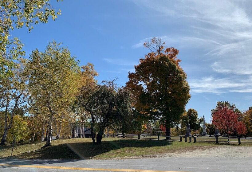 فندق The Birchwood Inn