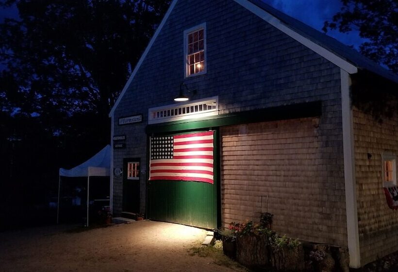 فندق The Farmstand Bed & Breakfast