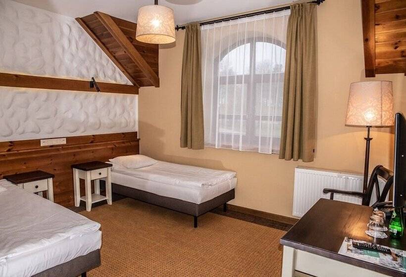 Folwark Lekuk Hotel Spa