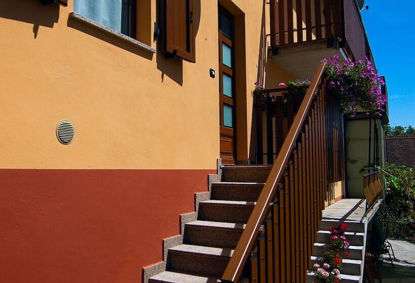 Otel Albergo Diffuso Altopiano Di Lauco