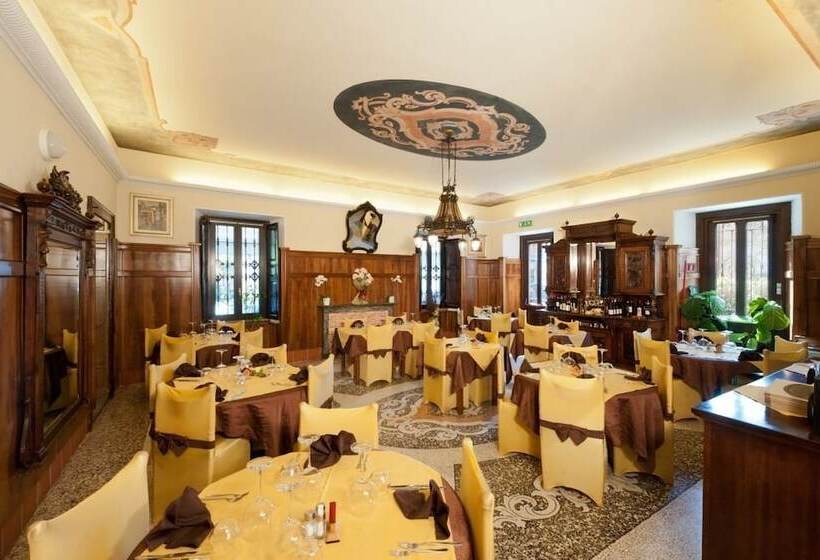 Отель Albergo Italia