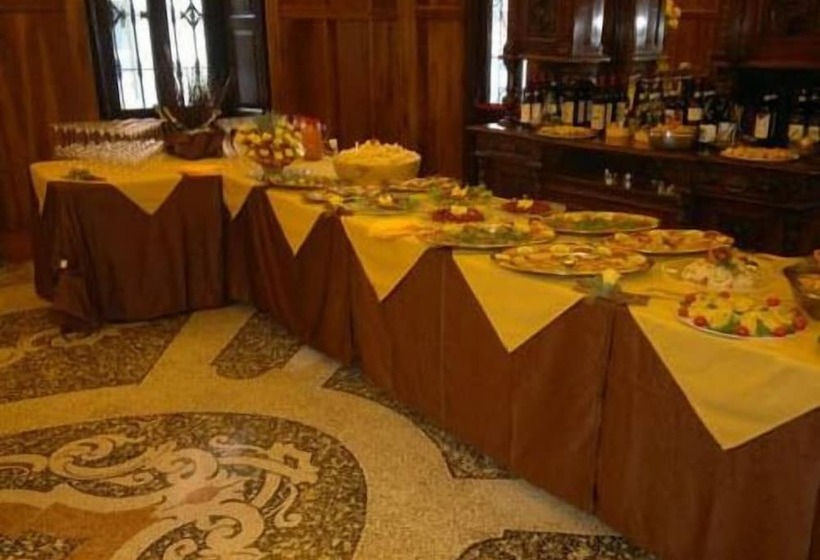 Отель Albergo Italia