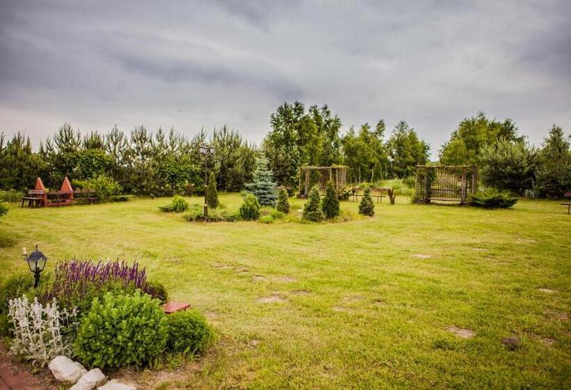 בית מלון כפרי Arkada