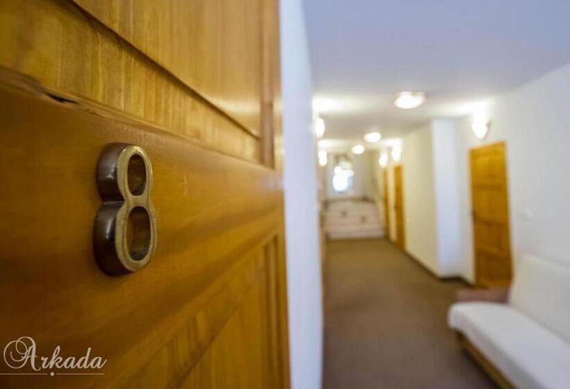 בית מלון כפרי Arkada