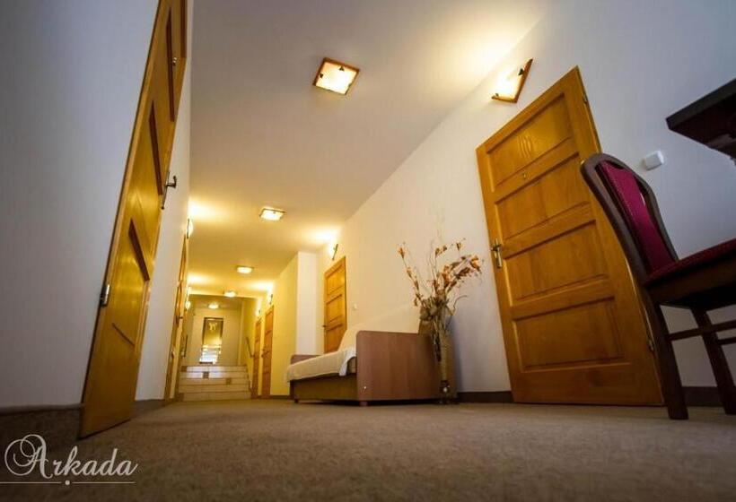 בית מלון כפרי Arkada