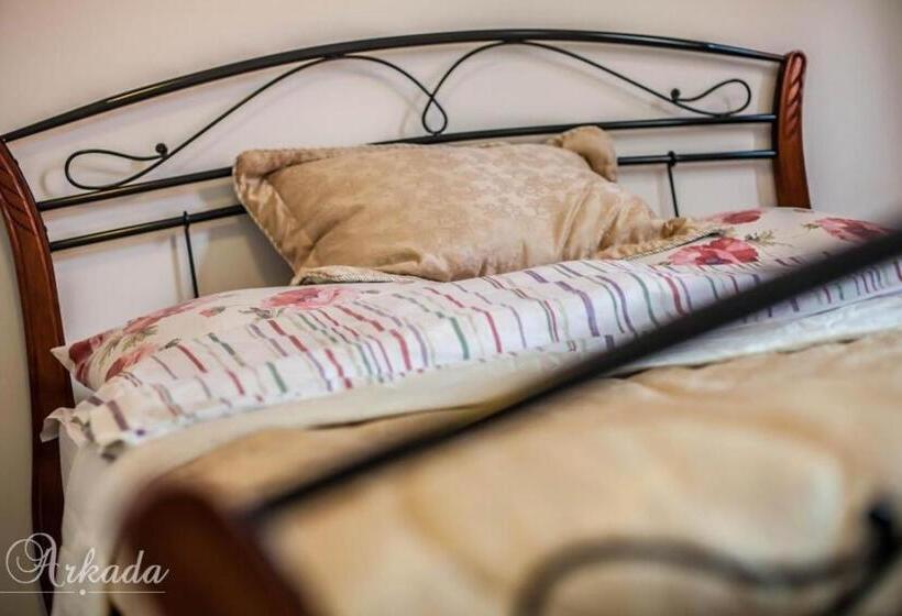 בית מלון כפרי Arkada