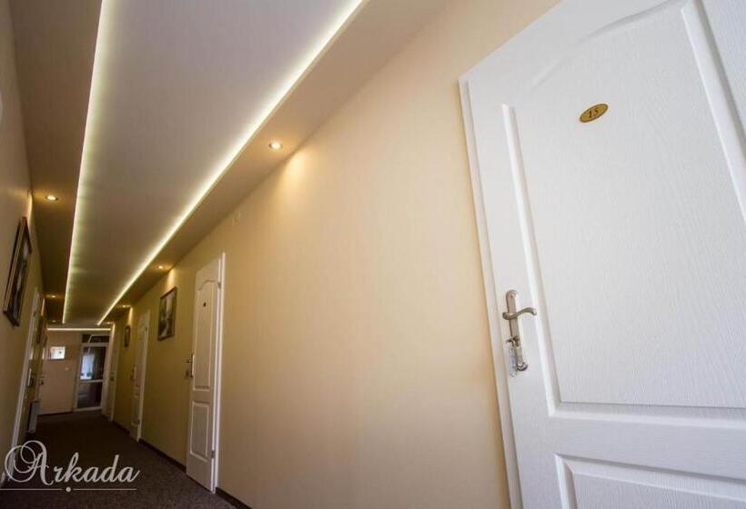 בית מלון כפרי Arkada