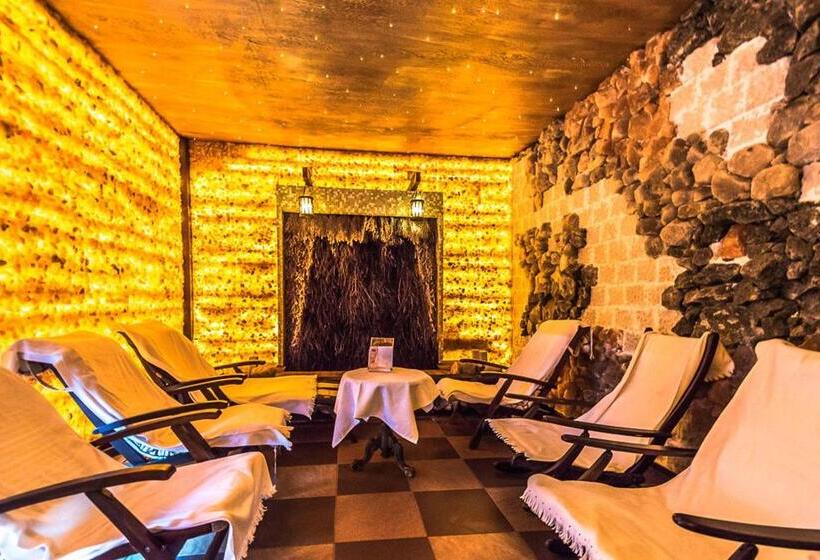 Отель Dworek Nad Pilicą