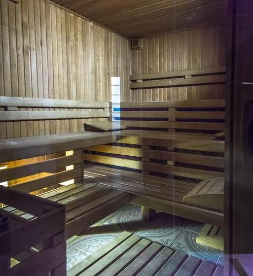 Отель Dworek Nad Pilicą