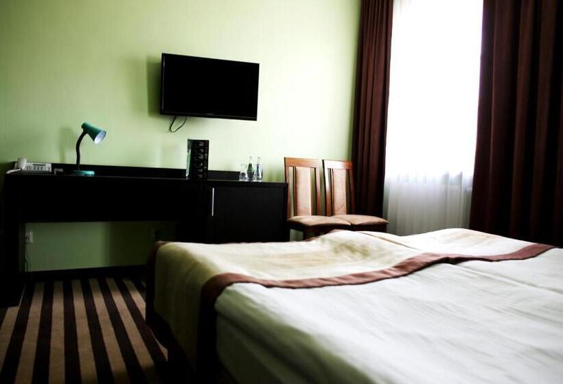 בית מלון כפרי Folklor