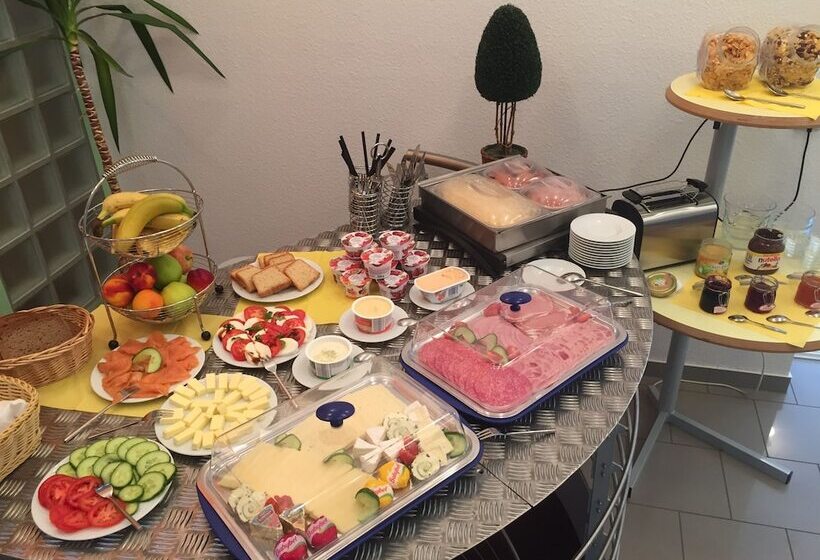 בית מלון כפרי Gästehaus Am Lausitzring