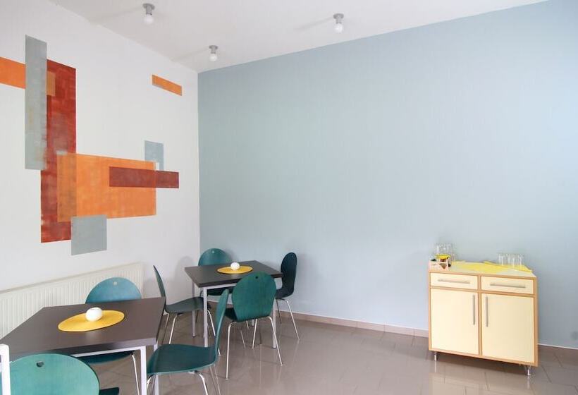 فندق Gästehaus Am Lausitzring