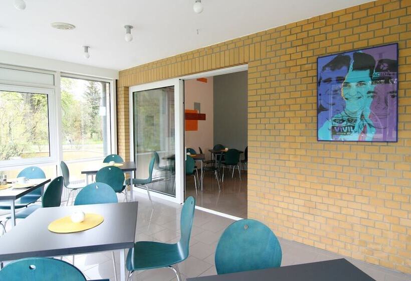 فندق Gästehaus Am Lausitzring