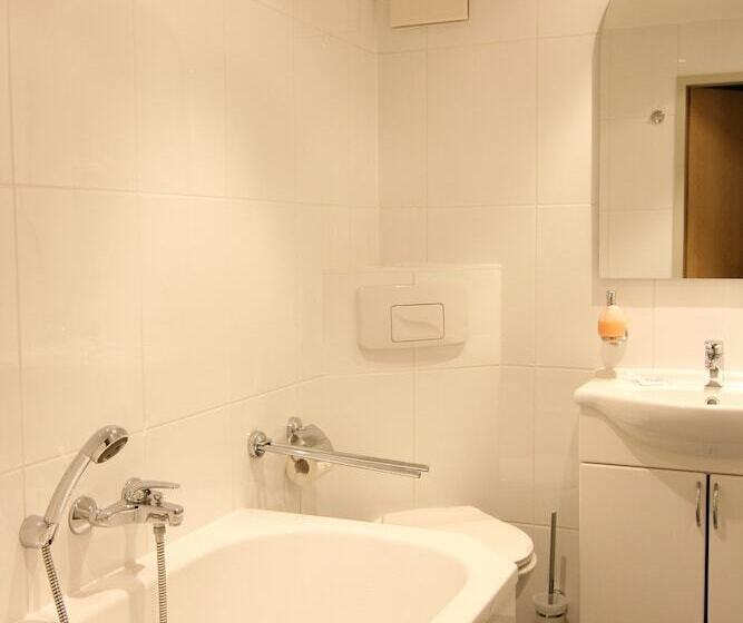 فندق Gästehaus Am Lausitzring