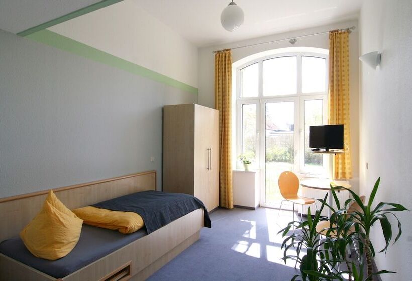 בית מלון כפרי Gästehaus Am Lausitzring