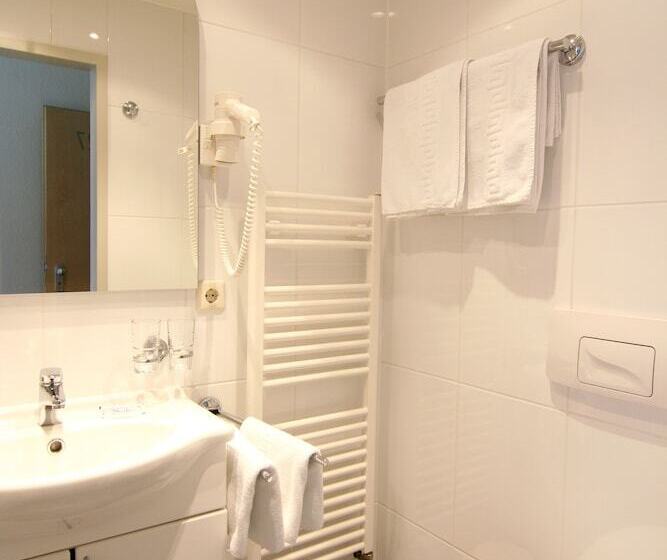 فندق Gästehaus Am Lausitzring