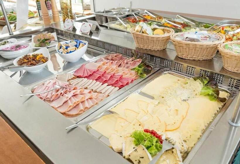 فندق Jugendgastehaus Dresden   Hostel