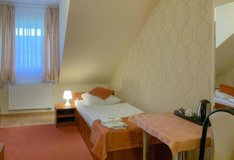 בית מלון כפרי Ostoja