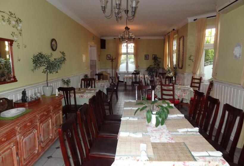 בית מלון כפרי Pensjonat U Kota Wasyla