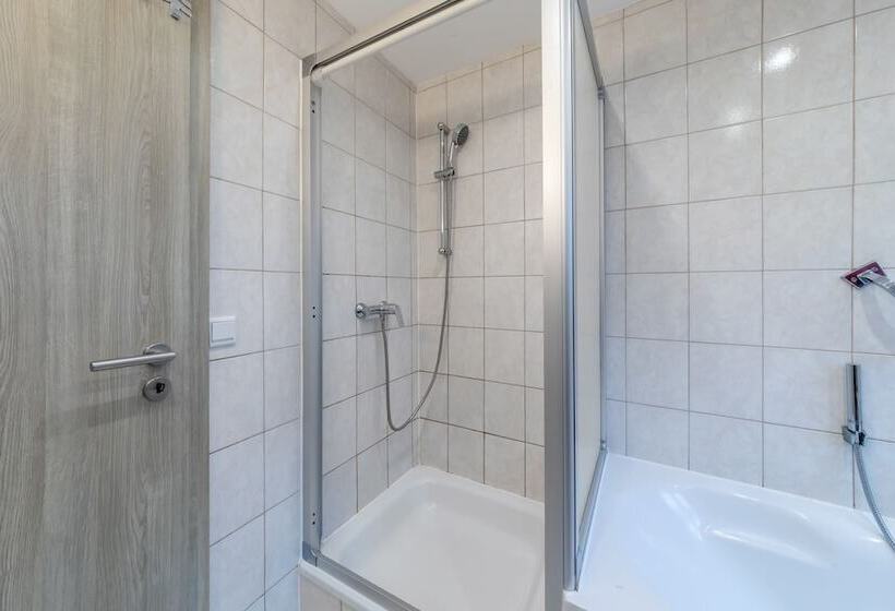 Отель Pmc Business Apartments