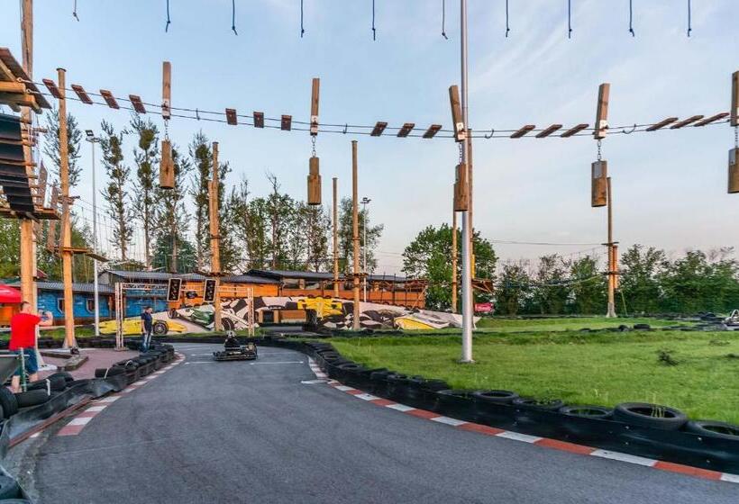 בית מלון כפרי Resort Strzelnica