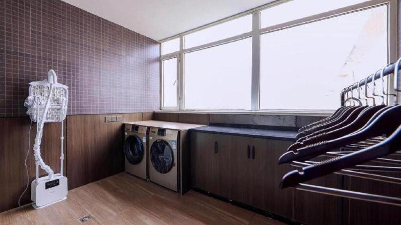 Hanting Hotel Qingdao Chengyang Wanda Plaza 1st Branch