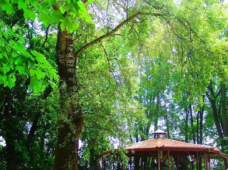 בית מלון כפרי Rytwiany