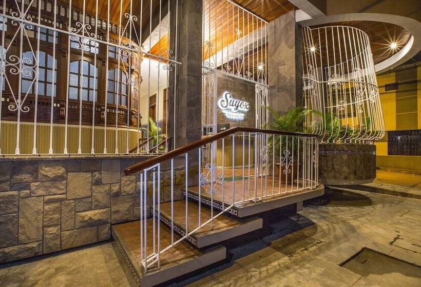 هتل Suyox Tarapoto