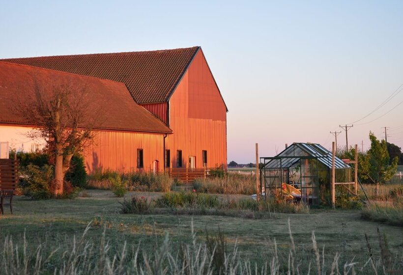 Отель Villa Sandby Bed And Breakfast