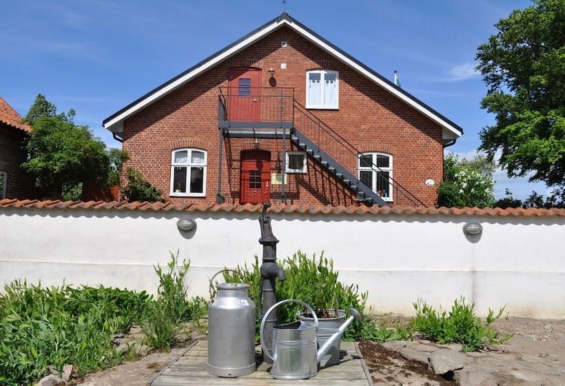 Отель Villa Sandby Bed And Breakfast