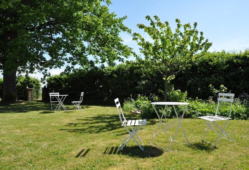 Отель Villa Sandby Bed And Breakfast