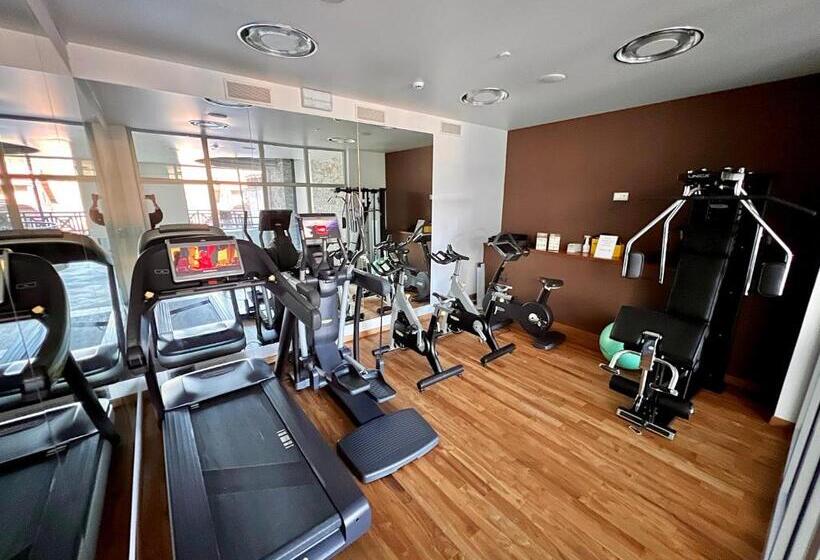 هتل Woźniak Residence