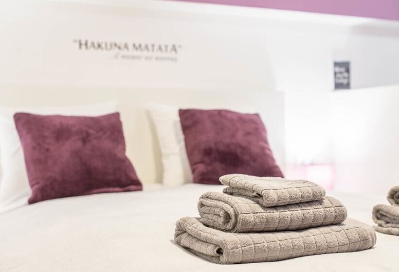 هتل Happy Home Budapest Pop