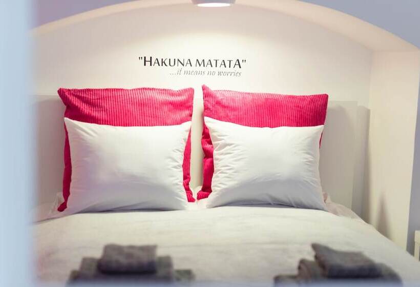 هتل Happy Home Budapest Pop