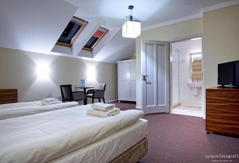 בית מלון כפרי Lord Krosno