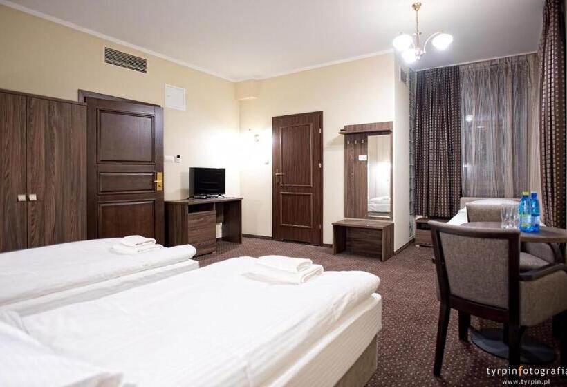 בית מלון כפרי Lord Krosno