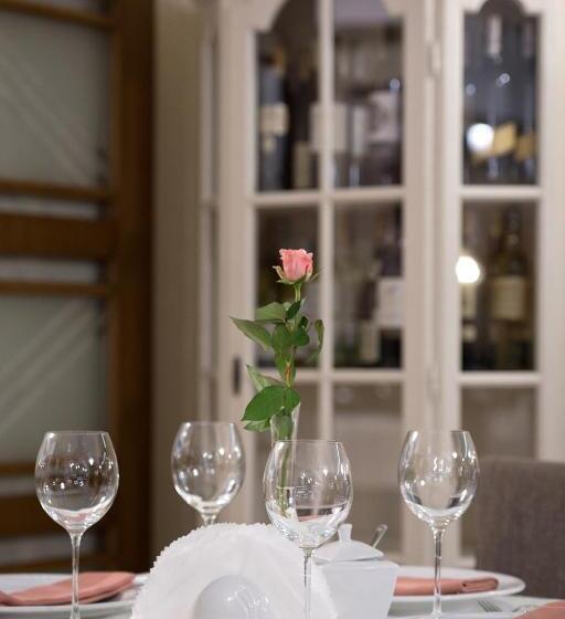 בית מלון כפרי Lord Krosno