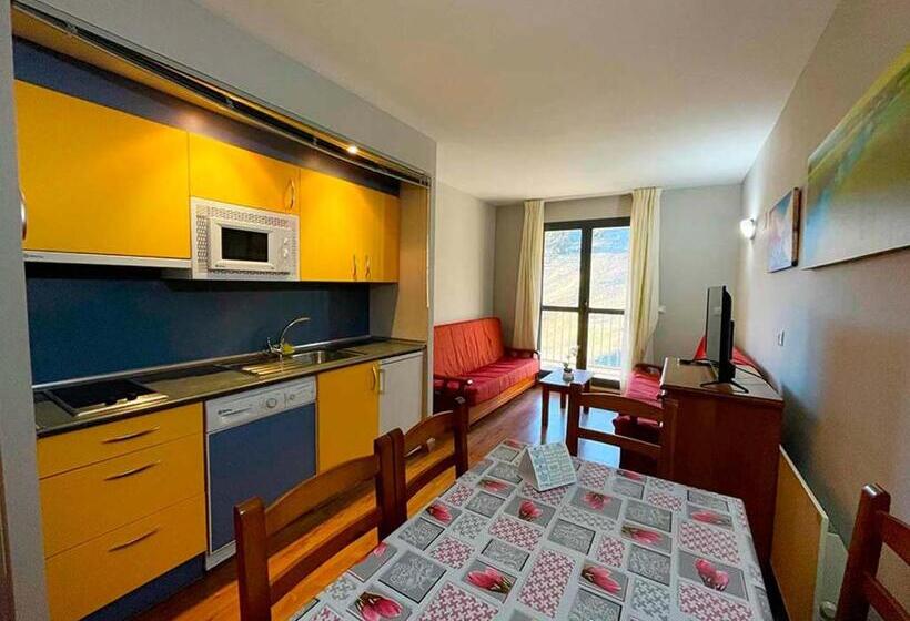 Apartamentos Candanchu 3000