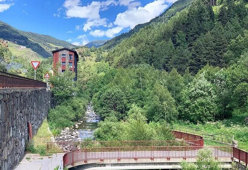 Apartamentos Canillo 3000