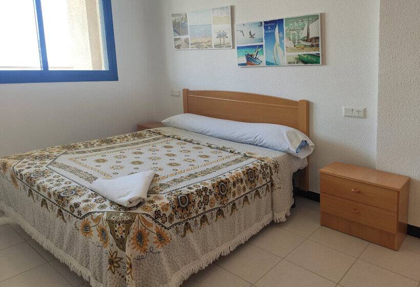 Apartamentos Surfing 3000