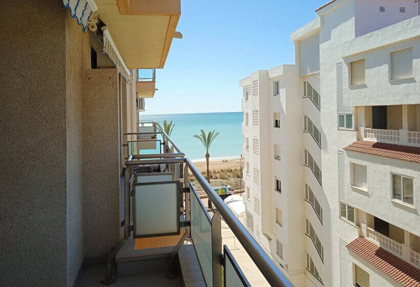 Apartamentos Surfing 3000