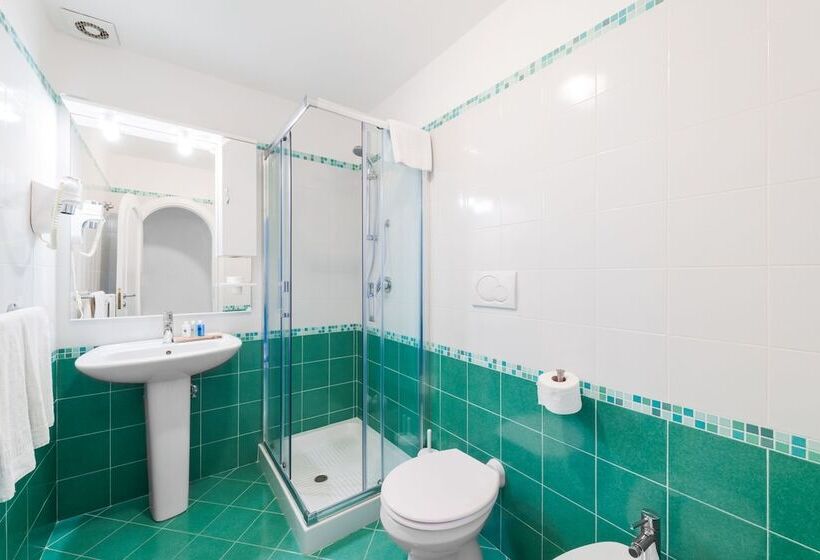 تختخواب و صبحانه Casa Nilde