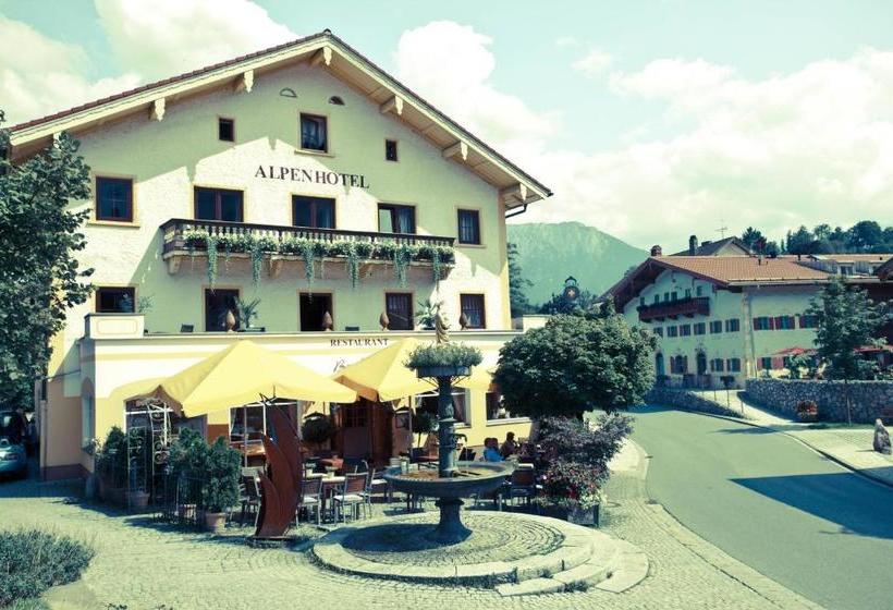 ホテル Bernhard S  Und Restaurant