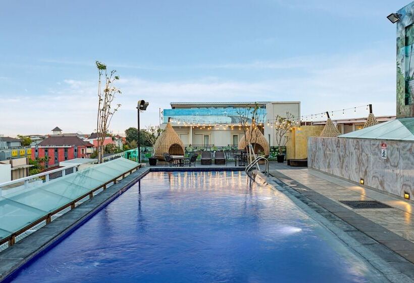 Boss Legian Hotel Powered By Archipelago