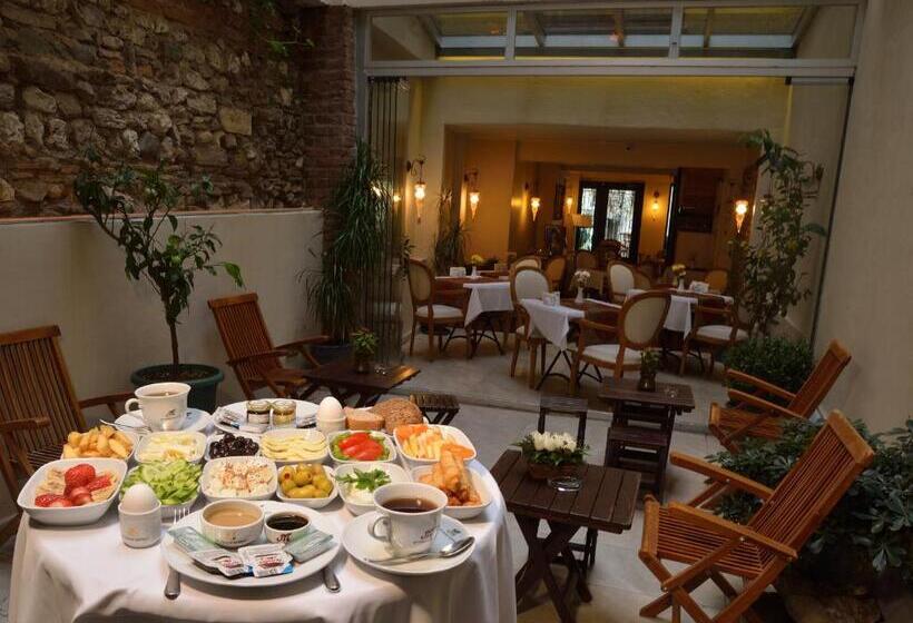 By Murat Royal Hotels