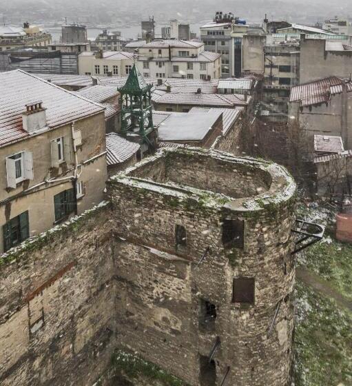 By Murat Royal Hotels